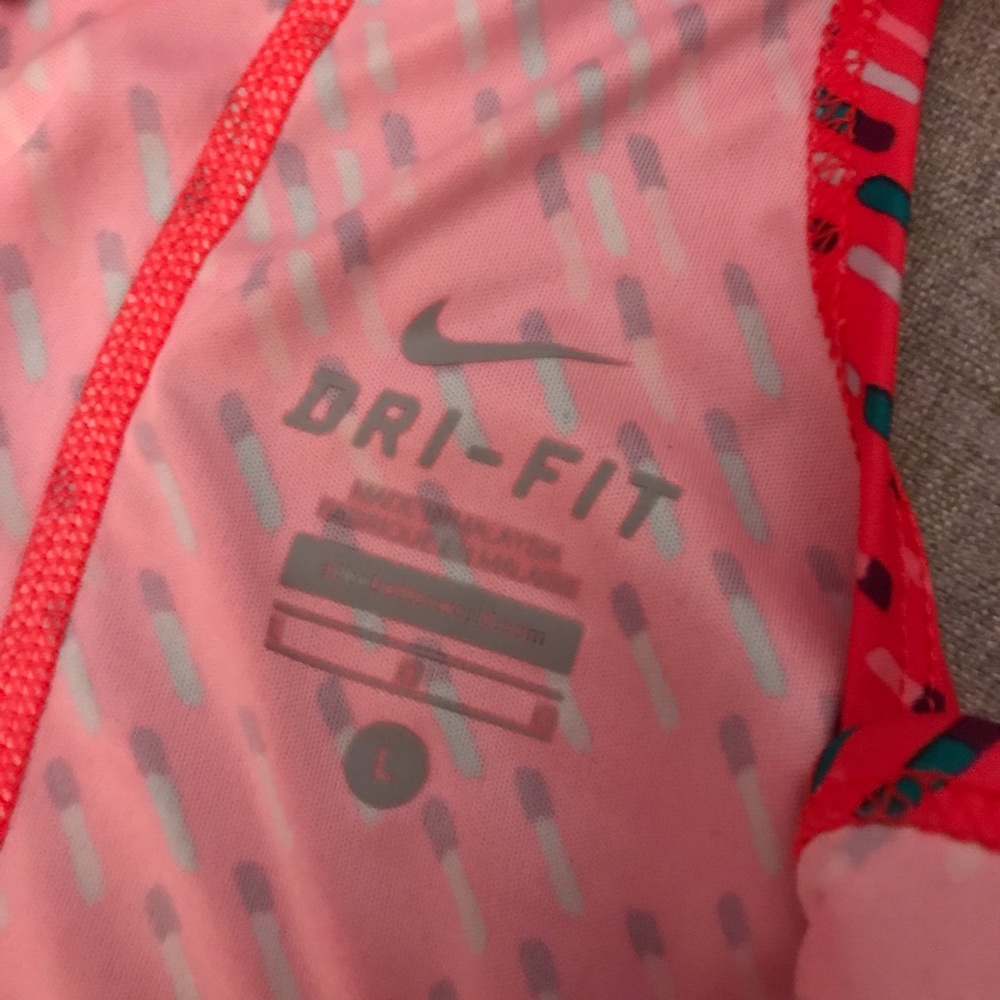 Nike Pro Razor Back Dri-Fit Shirt - Picture 3 of 3